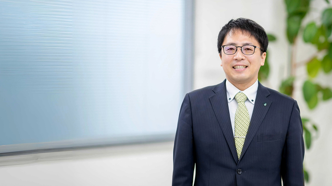 代表取締役社長 瀨濤 康充