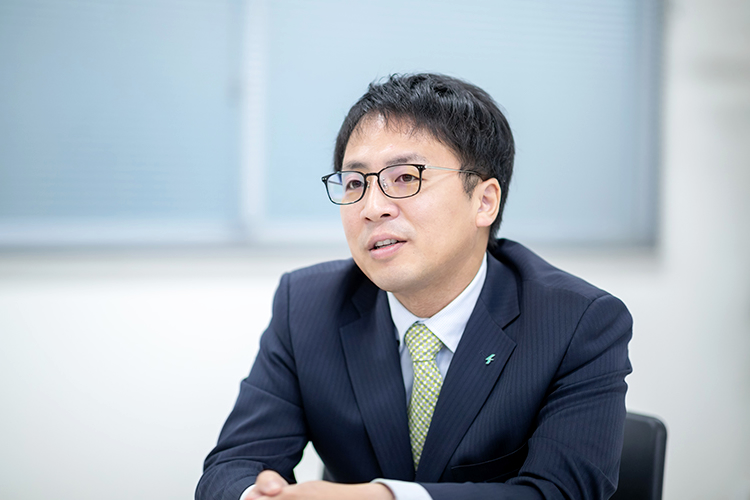 代表取締役社長 瀨濤 康充